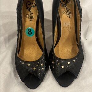Seychelles black leather peep toe heels